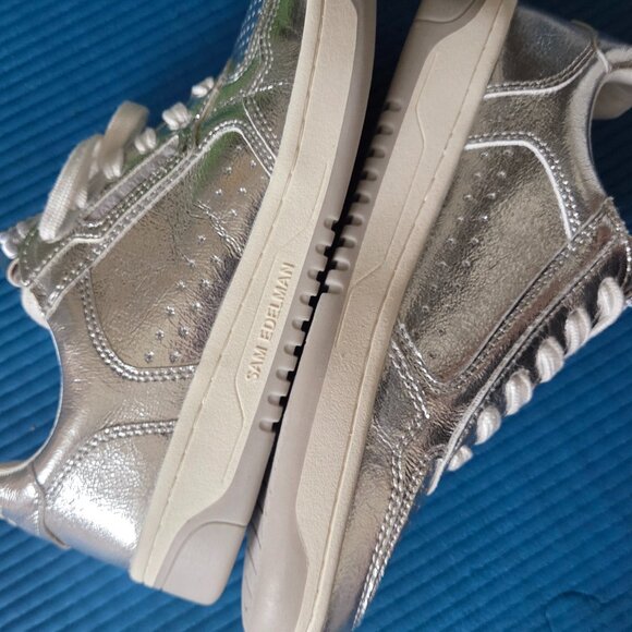 Sam Edelman NEW, Silver, US7.0 - Picture 2 of 6